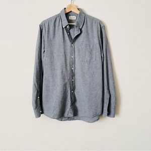 Taylor Stitch SIZE 42 (LARGE) The Jack button down long sleeve shirt in Chambray